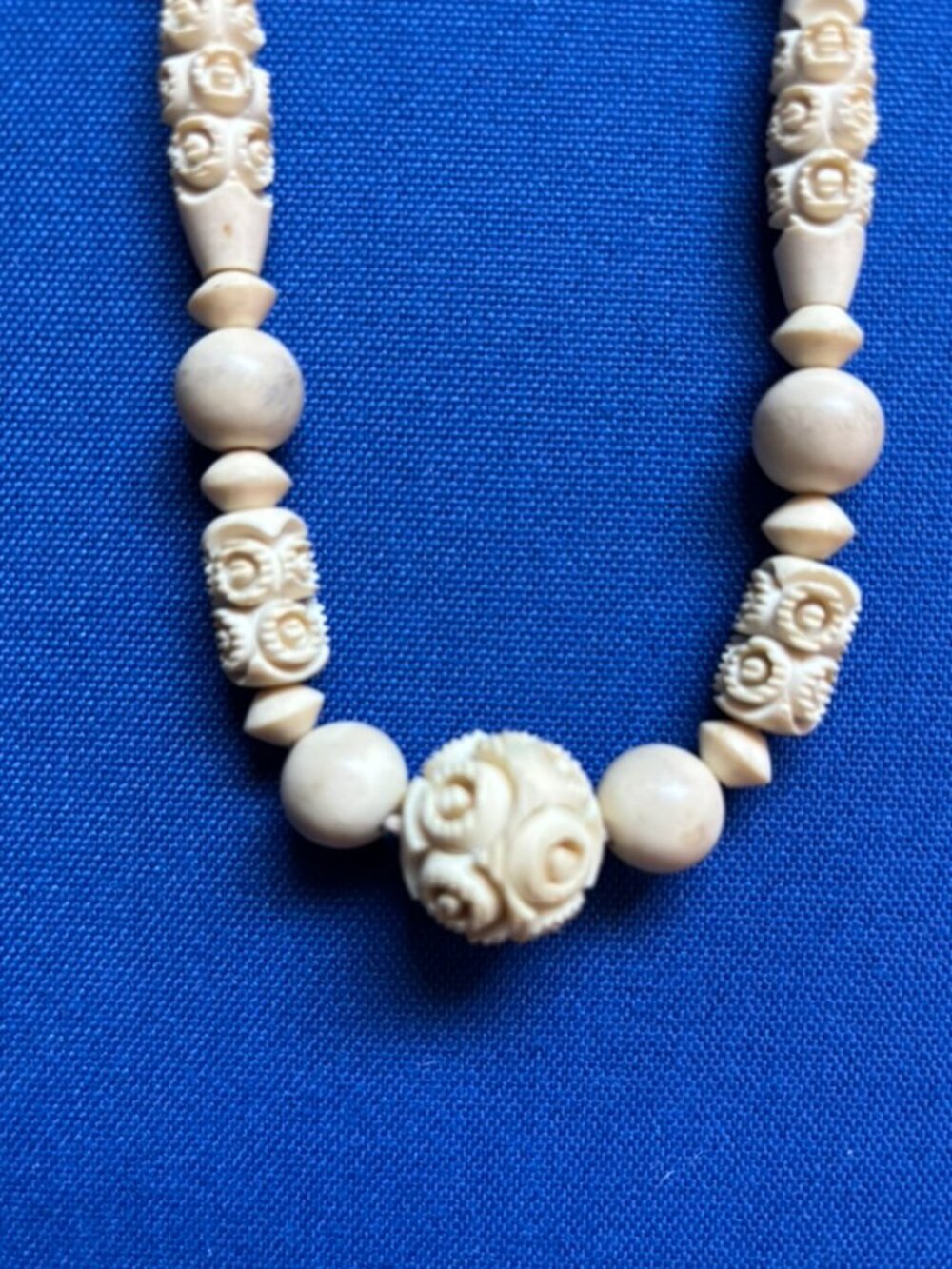 8 Inch Handmade Carved Necklace. Ivory? or Celluoid?